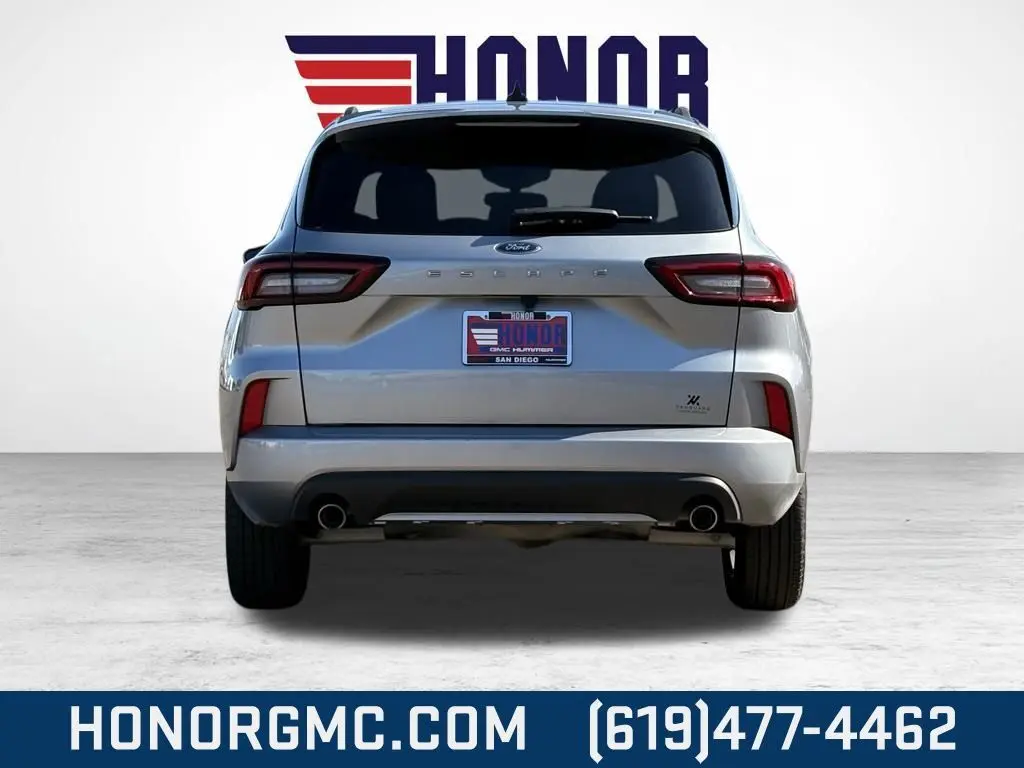 2024 Ford Escape ST-Line photo 3