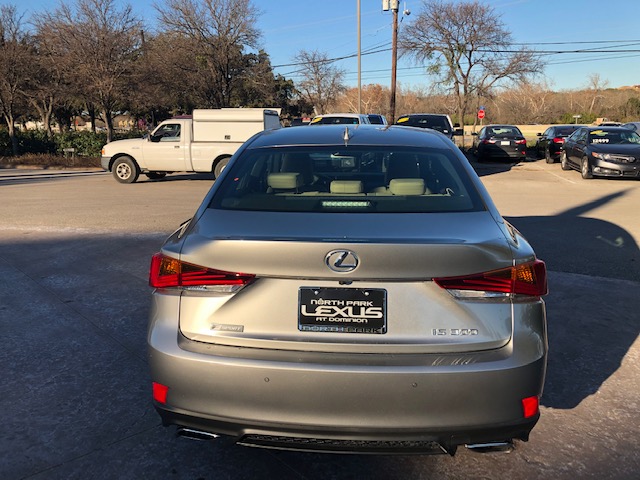 2019 IS 300 in Atomic Silver