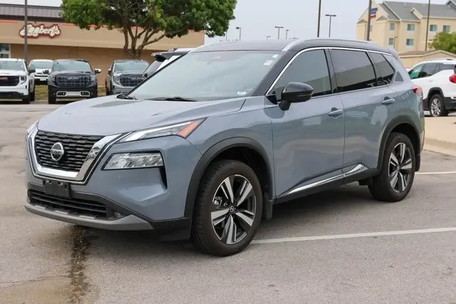 2021 Nissan Rogue SL photo 3