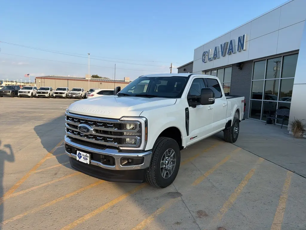 2026 Ford F-250 photo 3