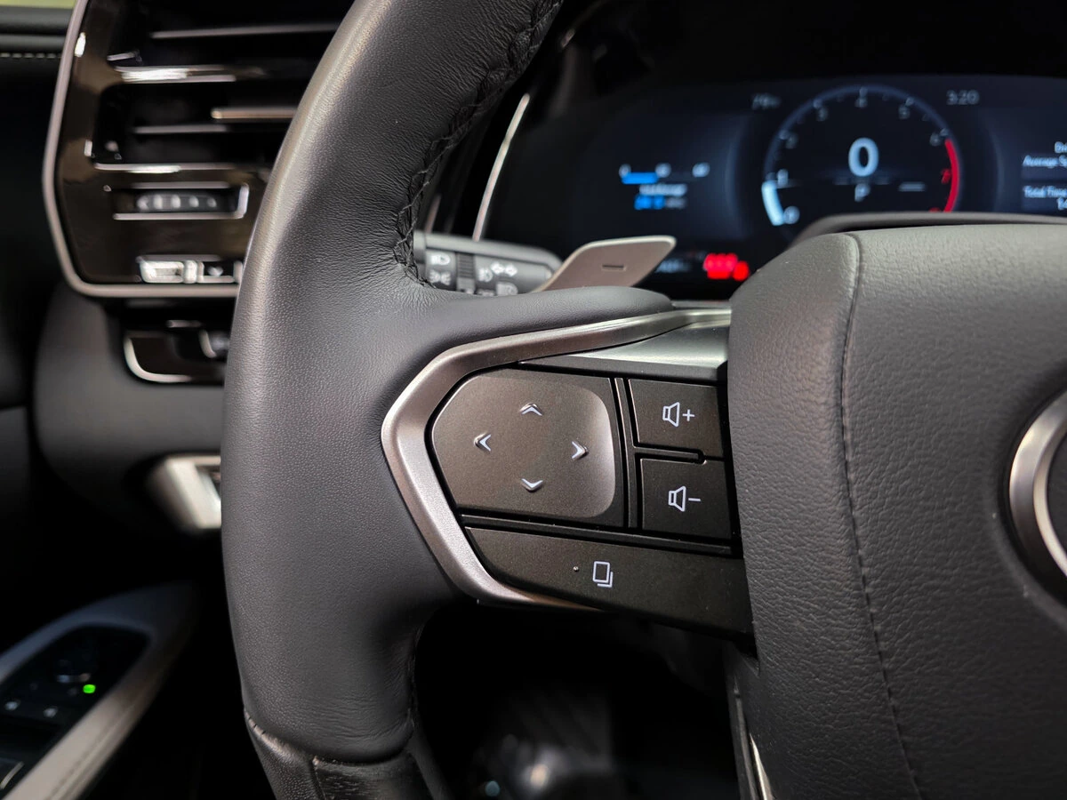 2025 Lexus RX 350 - Photo 20
