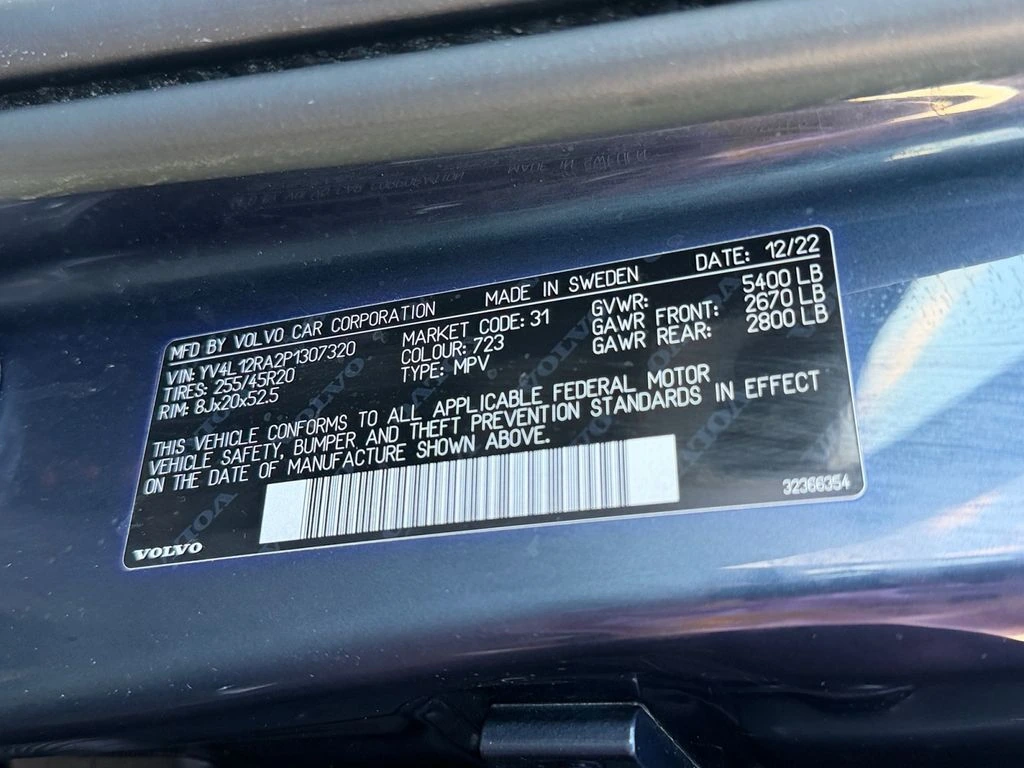 2023 Volvo - image 30