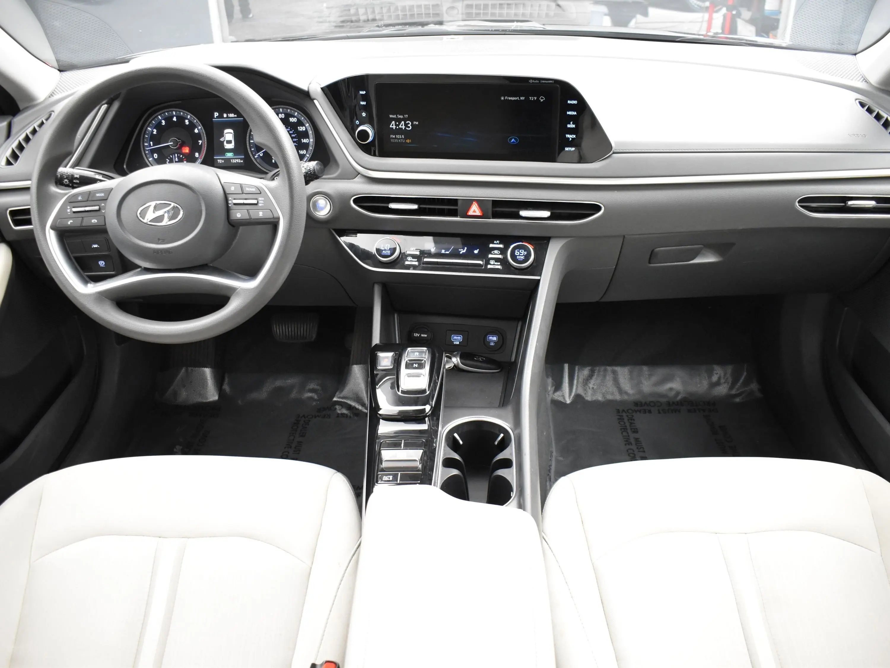 2023 Hyundai Sonata SEL photo 16