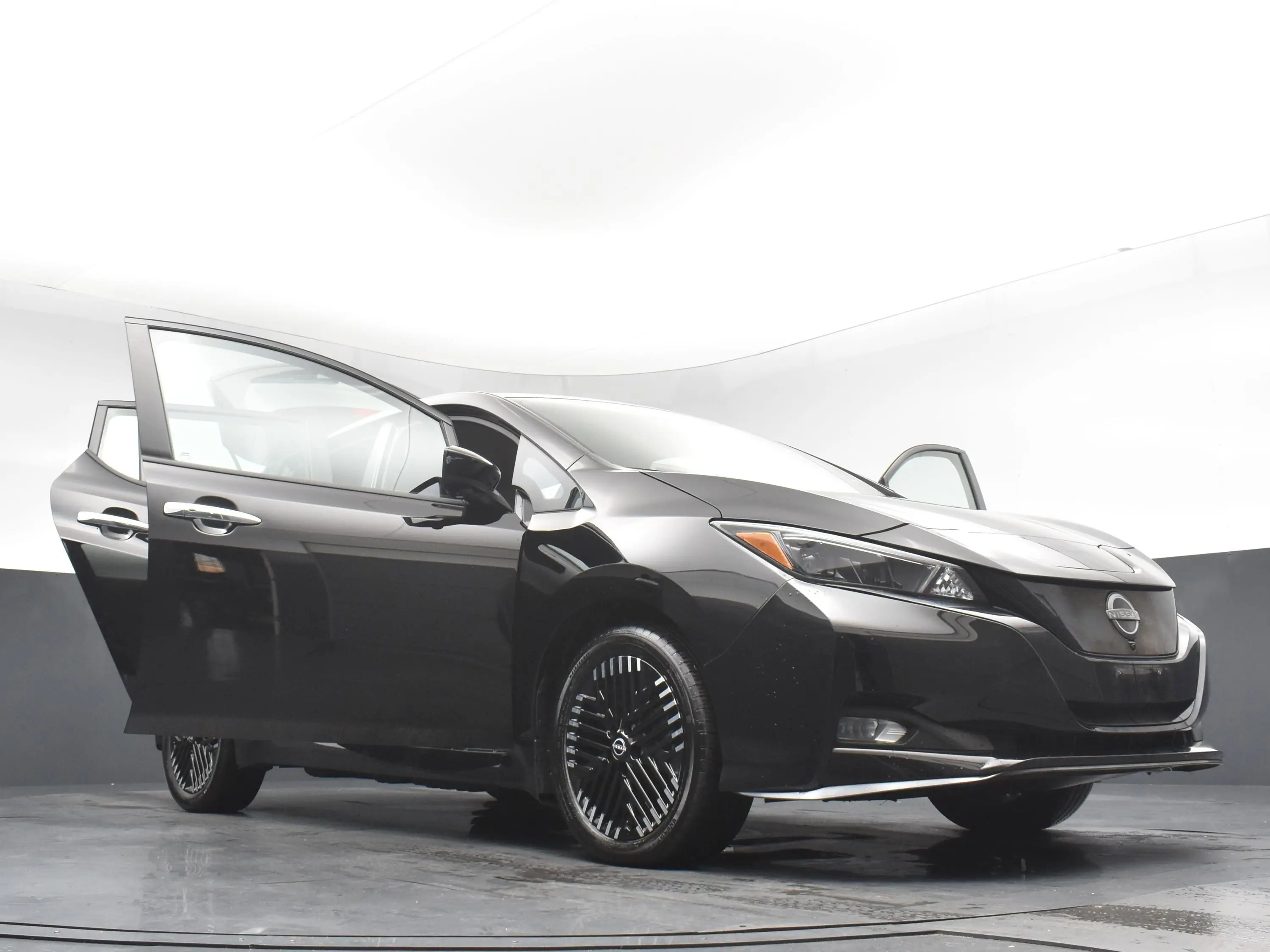 2023 Nissan Leaf SV Plus photo 33
