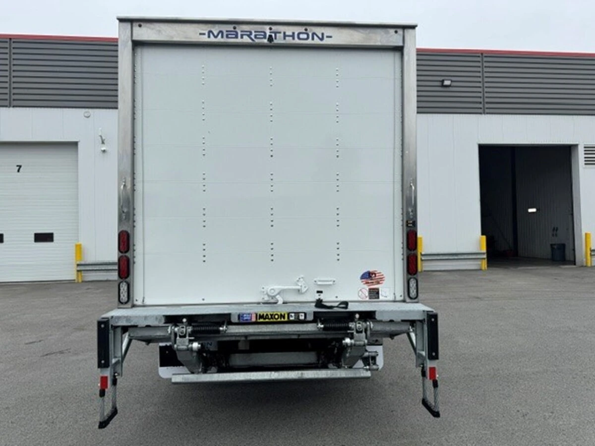 2026 Isuzu NPR — photo 3
