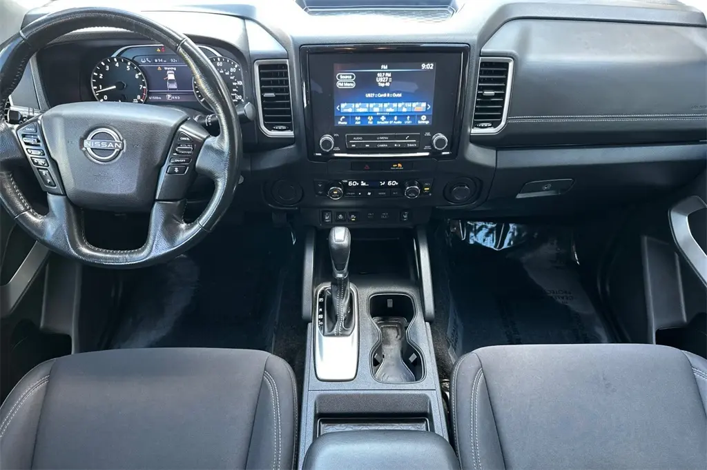 2022 Nissan Frontier SV photo 13
