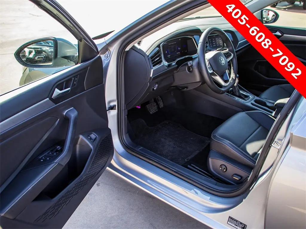 2022 Volkswagen Jetta 1.5T SE photo 18