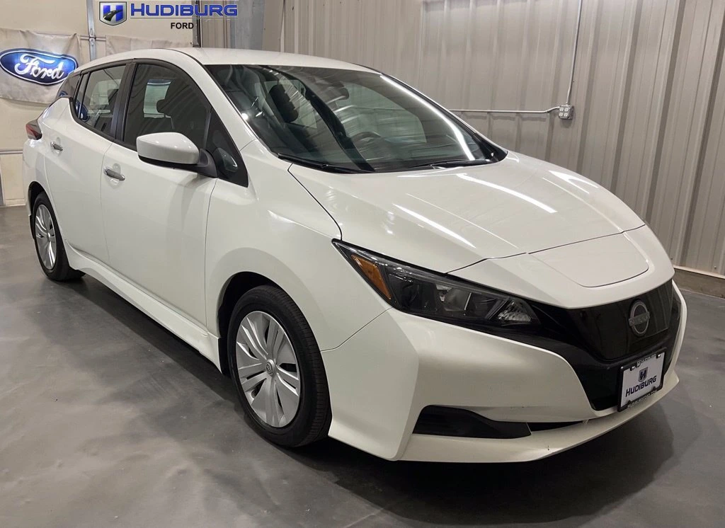 2025 Nissan Leaf
