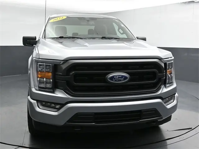 2022 Ford F-150 XLT photo 2