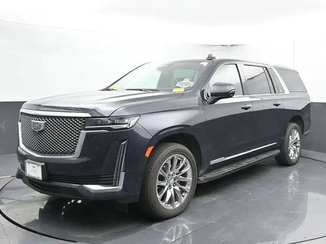 2023 Cadillac Escalade ESV Premium Luxury photo 3