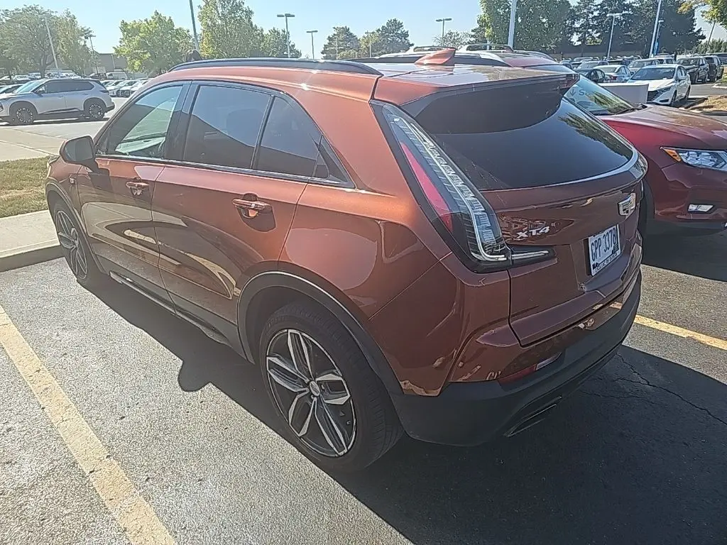 2019 Cadillac XT4 Sport photo 5