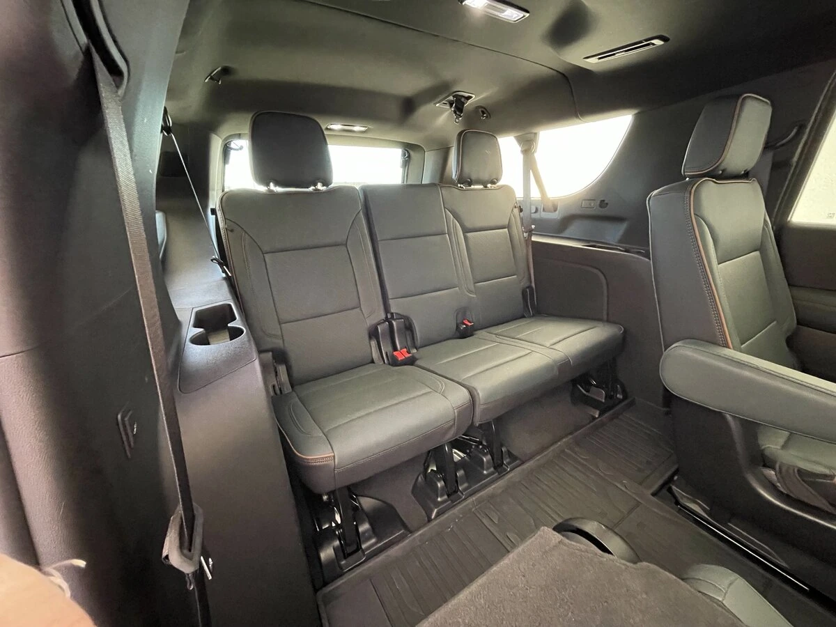 2025 GMC Yukon XL AT4 - Photo 16