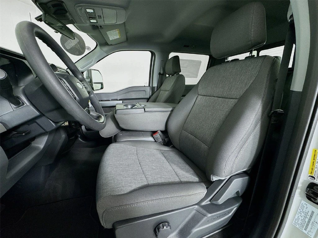 2026 Ford F-350 Super Duty XL - Photo 11