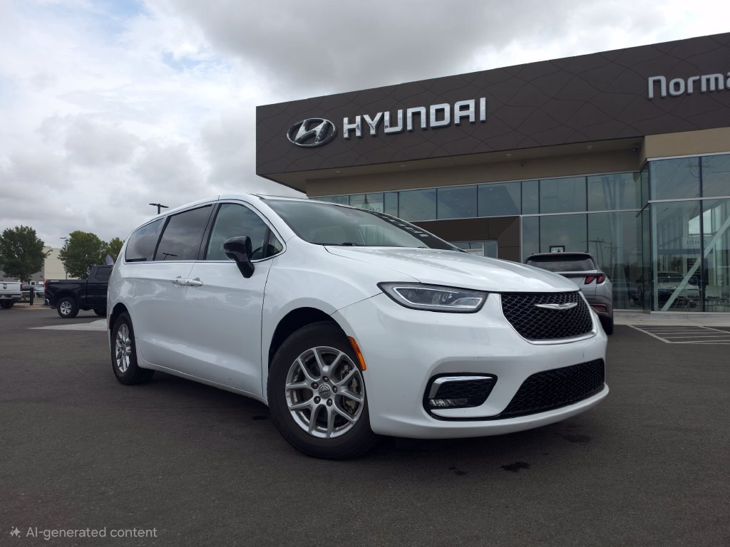 2024 Chrysler Pacifica Touring