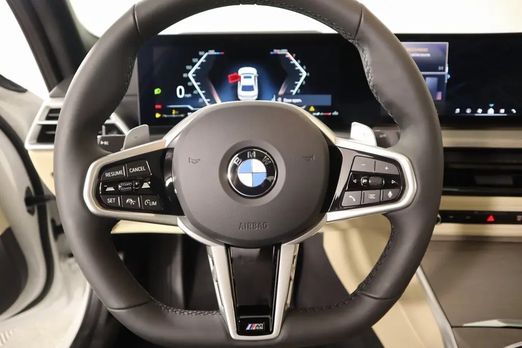 2025 Bmw 330i photo 4