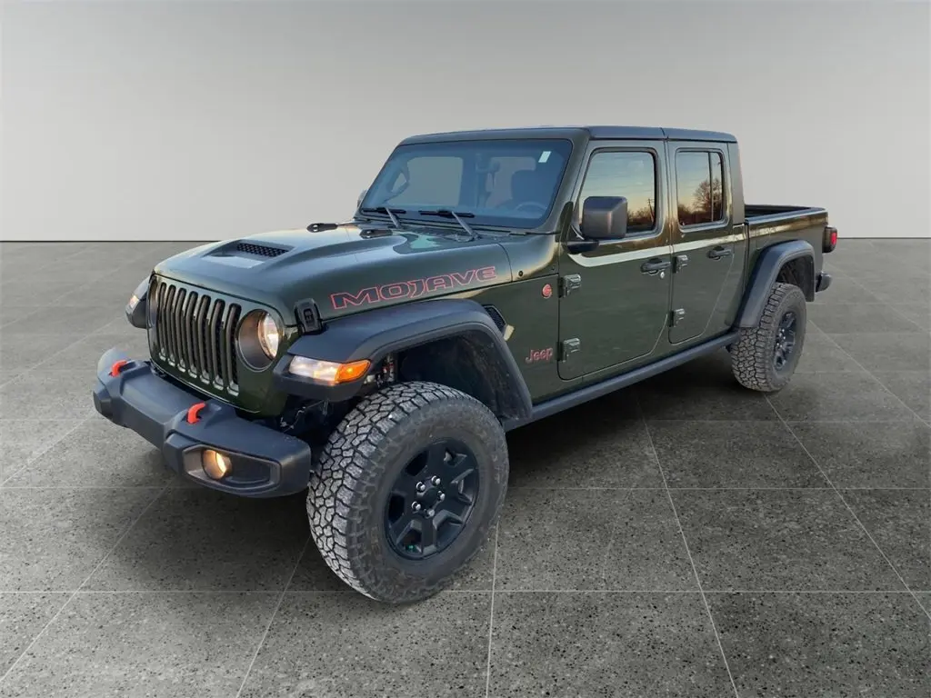 Used 2022 Jeep Gladiator Mojave with VIN 1C6JJTEG0NL158134 for sale in Oskaloosa, IA