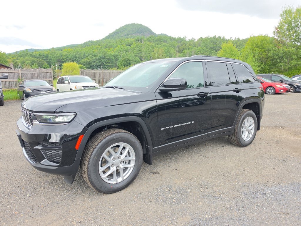 2026 Jeep Grand Cherokee Laredo X
