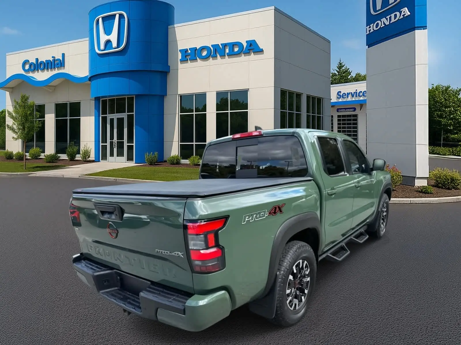 2023 Nissan Frontier PRO-4X photo 4