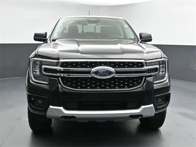 2025 Ford Ranger XLT photo 3