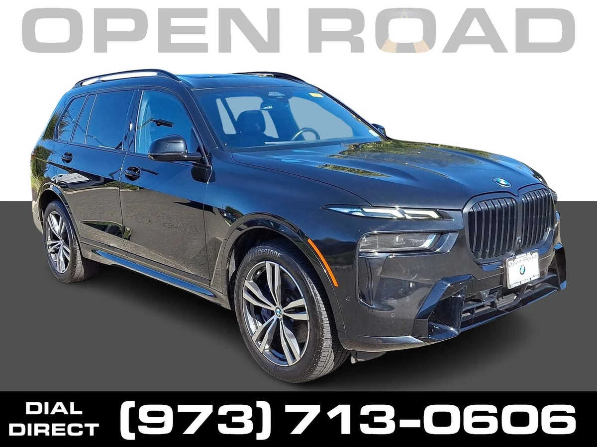 2023 BMW X7 40i