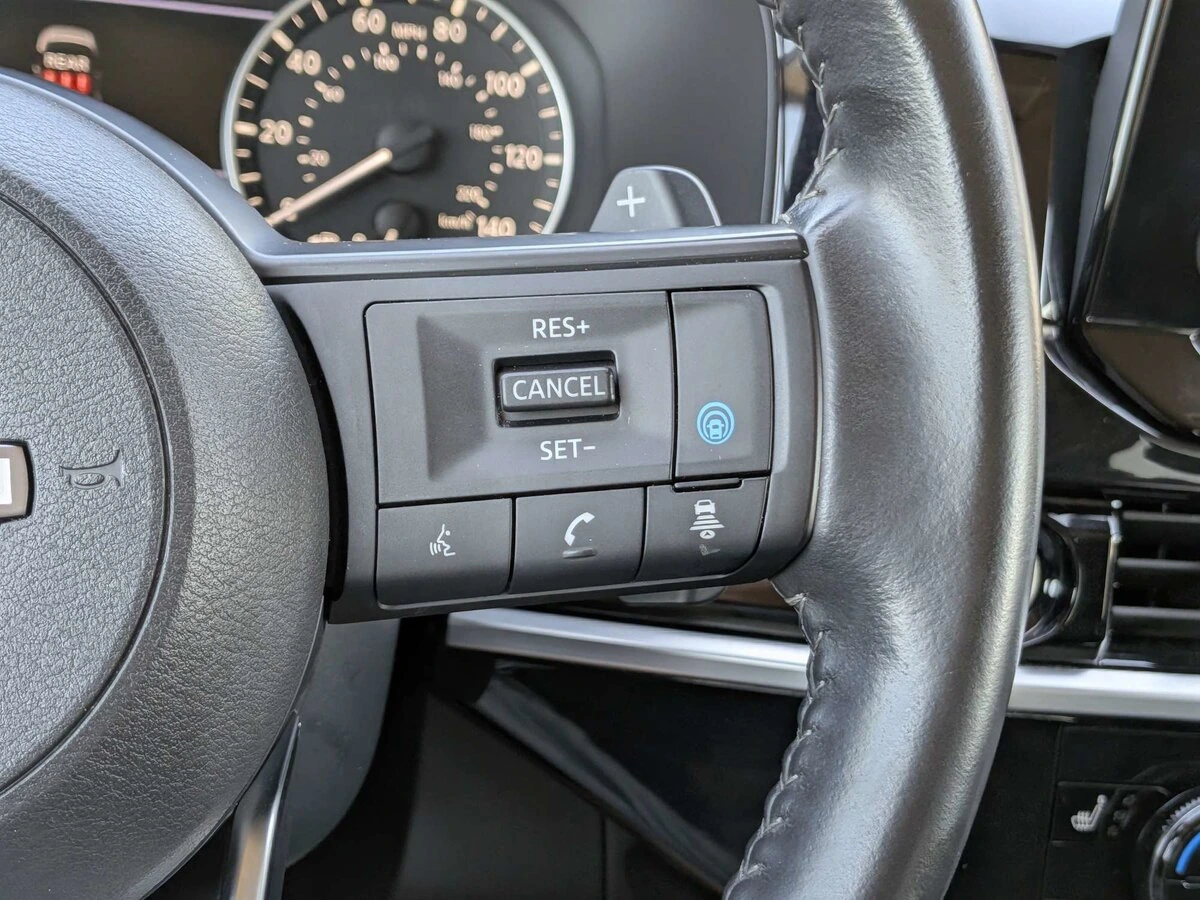 2024 Nissan Pathfinder SV - Photo 26