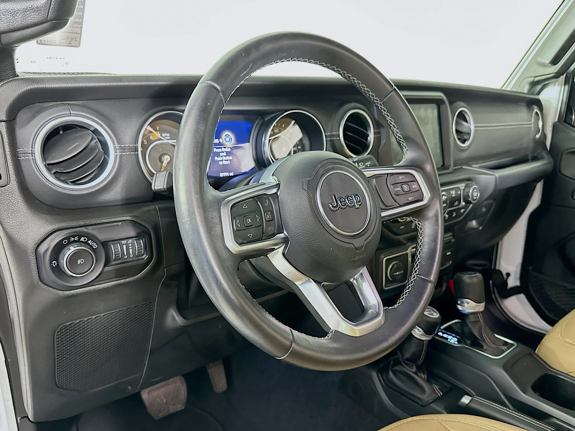 2019 Jeep Wrangler Unlimited Sahara photo 20