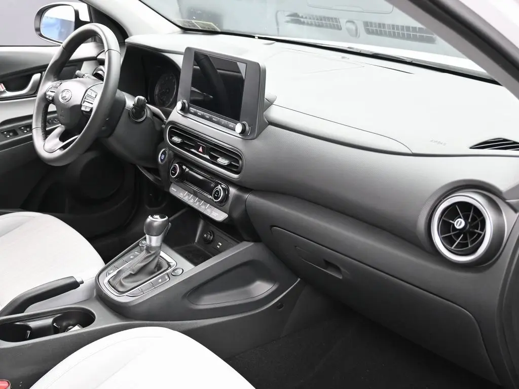 2022 Hyundai Kona SEL N Line photo 32