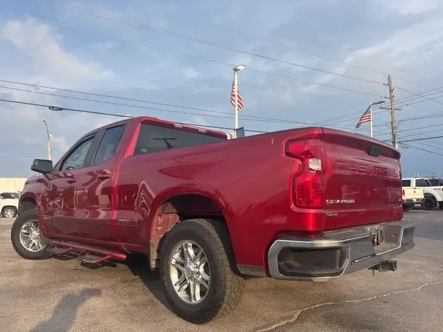 2021 Chevrolet Silverado 1500 LT photo 6