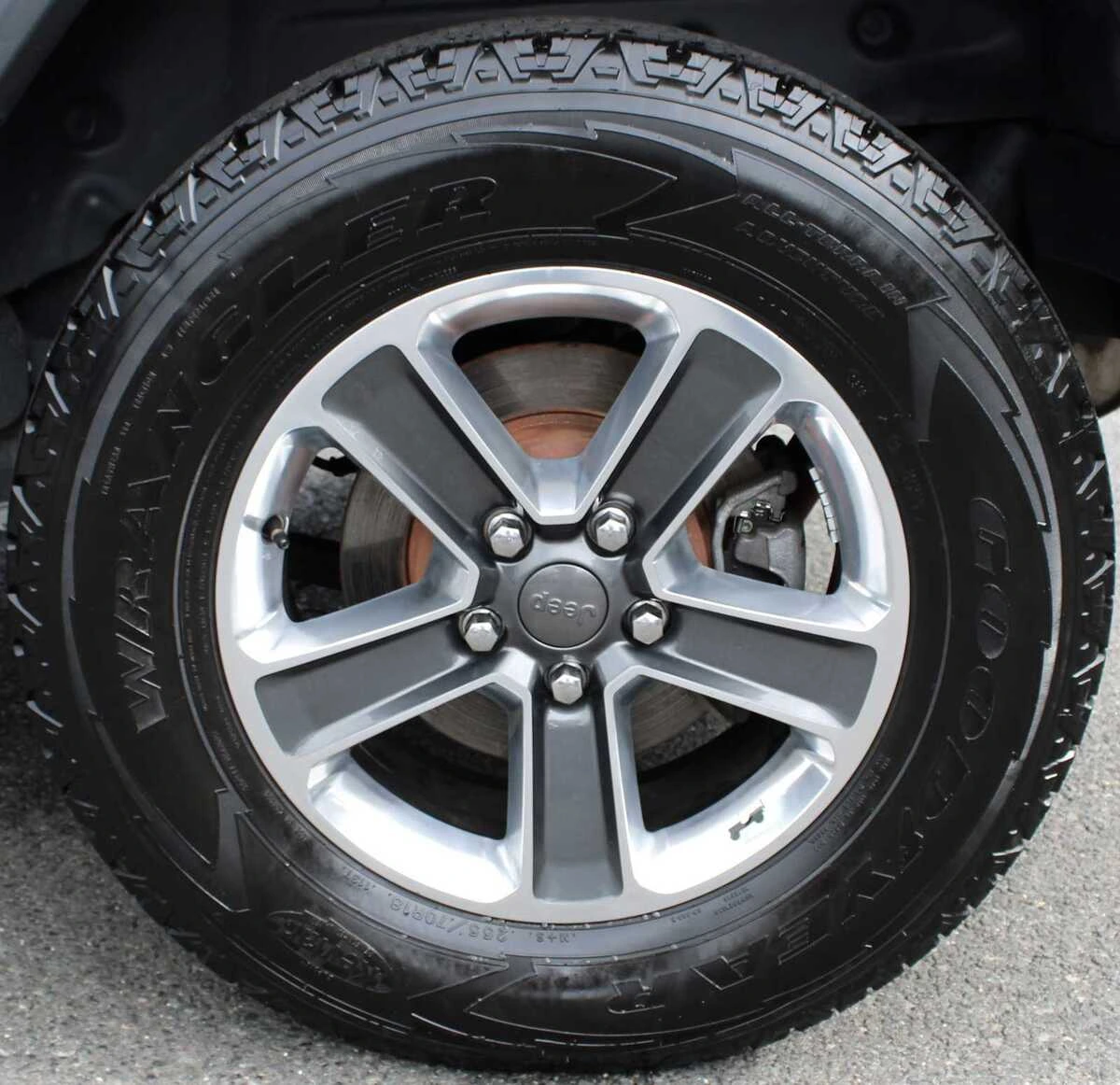 2018 Jeep All-New Wrangler Unlimited Sahara - Photo 12