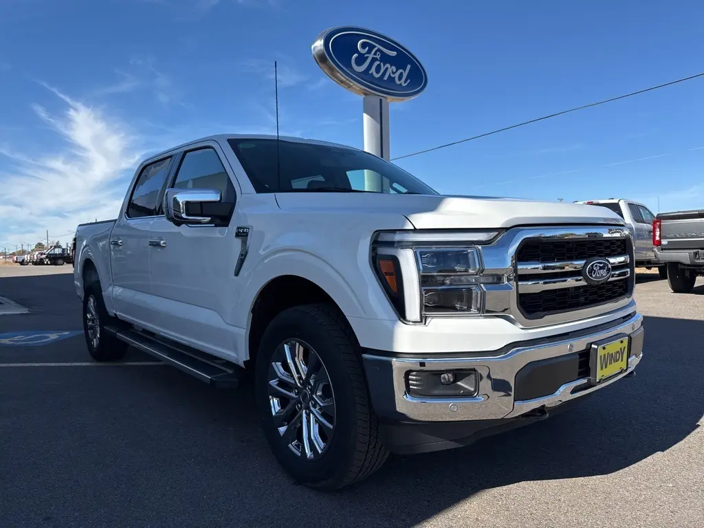 2025 Ford F-150 Lariat photo 4