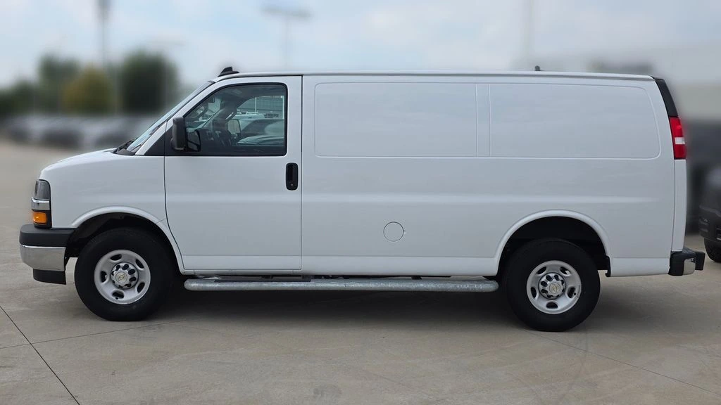 Used 2024 Chevrolet Express Cargo Work Van with VIN 1GCWGAFP9R1271064 for sale in Kansas City