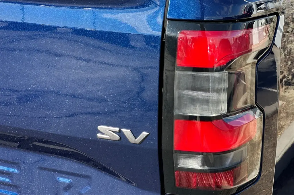 2022 Nissan Frontier SV photo 26