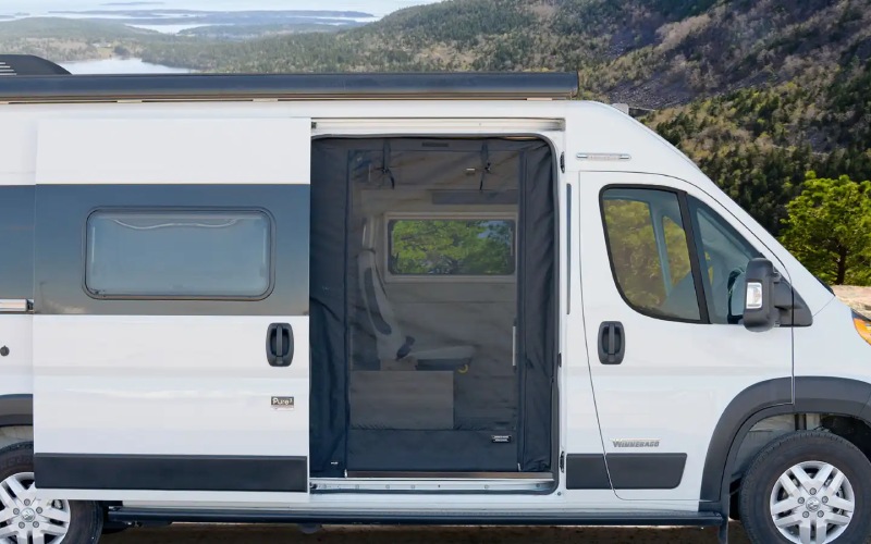 Can the 2027 Winnebago Travato® tow a small boat or trailer around Rockford, IL?