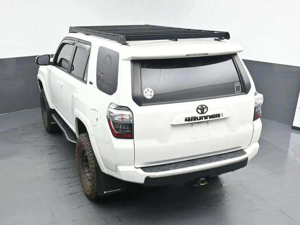 2021 Toyota 4Runner SR5 Premium 4WD photo 14