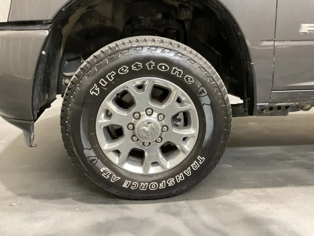2024 Ram 2500 Laramie photo 4