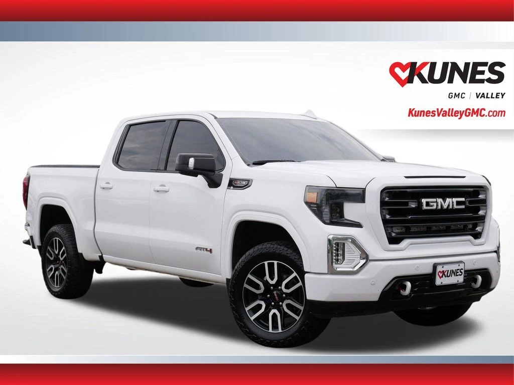 2019 GMC Sierra 4WD Crew Cab Short Box AT4's photo