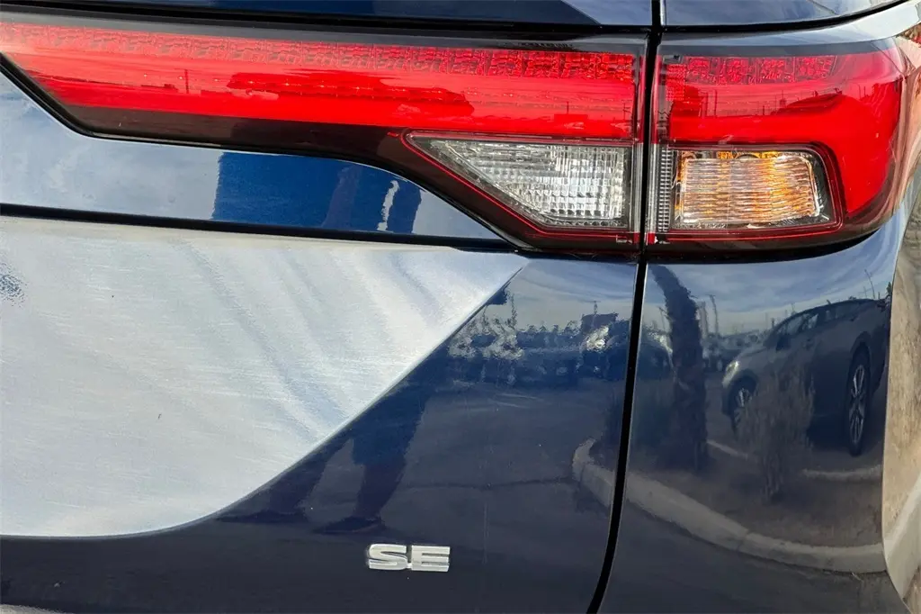 2024 Mitsubishi Outlander SE Ralliart photo 27