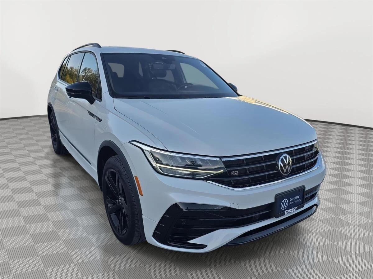 2023 Volkswagen Tiguan SE R-LINE BLACK