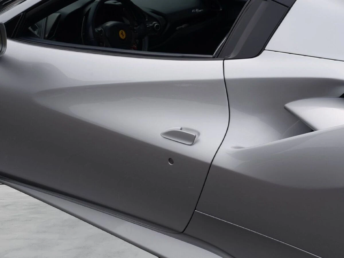 2017 Ferrari 488 GTB Base - Photo 52