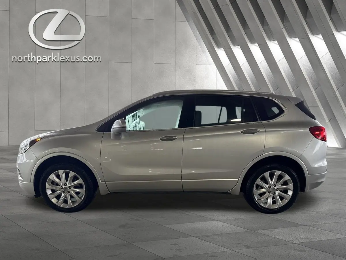 2017 Buick Envision Premium II's photo