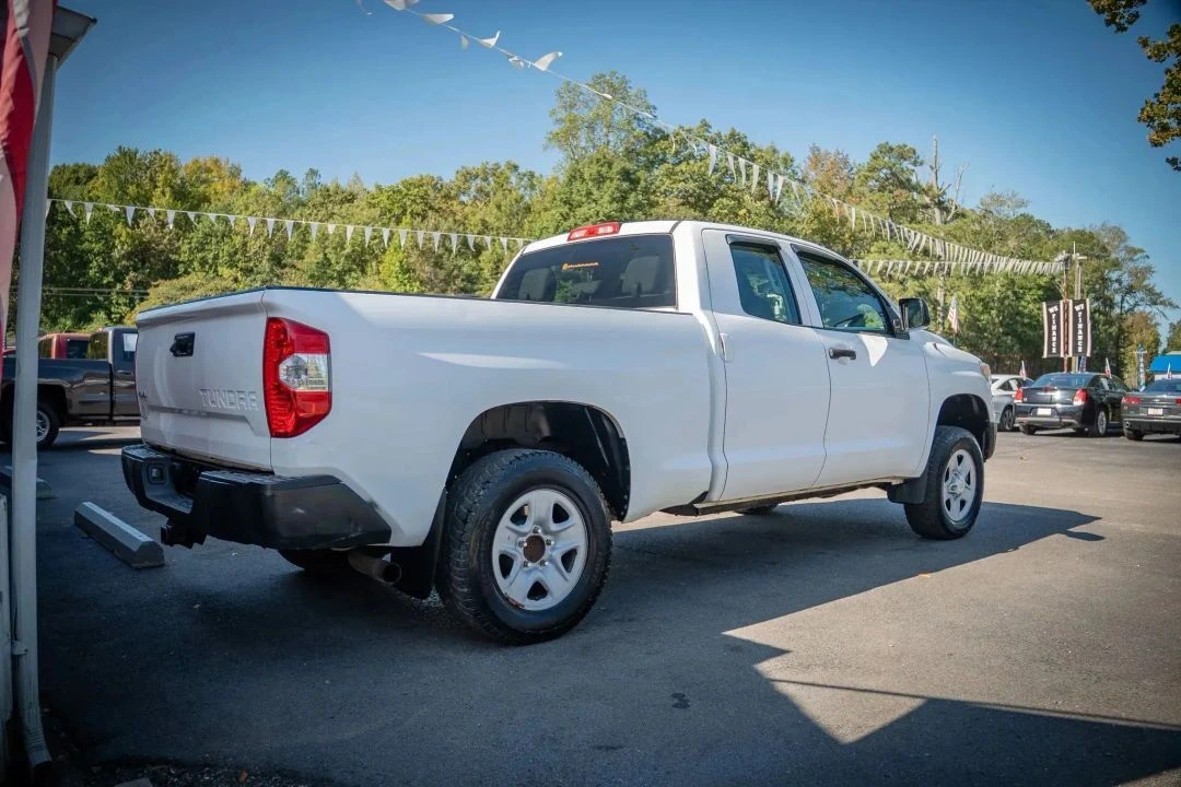 2015 Toyota Tundra SR5 - Photo 13