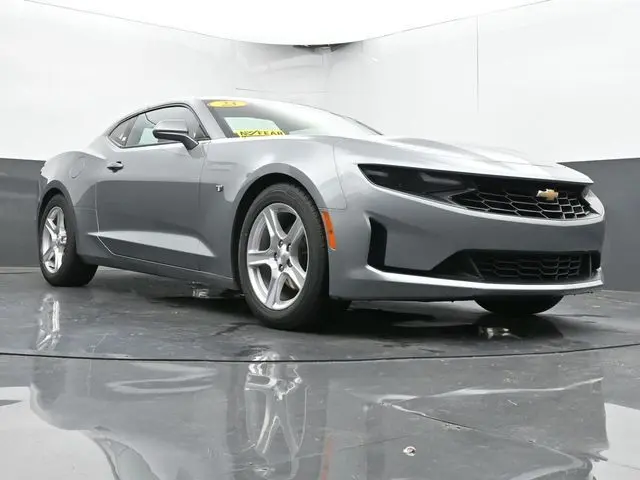 2023 Chevrolet Camaro 1LT photo 33