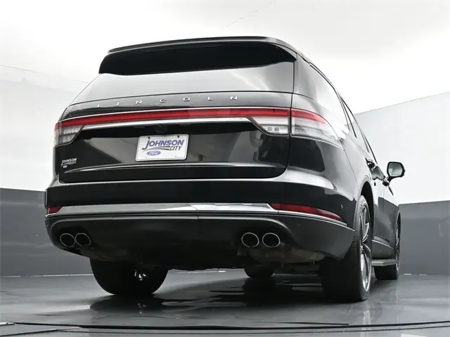 2020 Lincoln Aviator Reserve photo 32