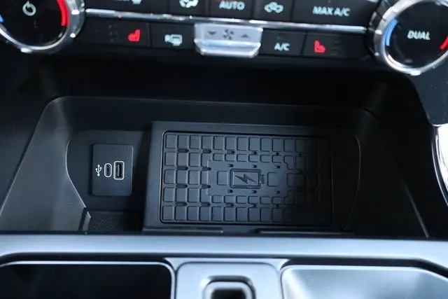 2025 Ford F-150 XLT photo 11