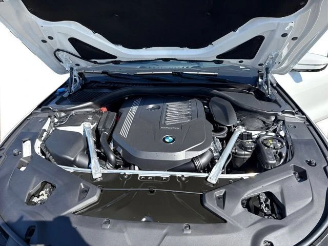2026 BMW 8 Series 840i - Photo 23