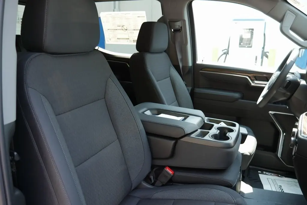 2026 Chevrolet Silverado 1500 LT1 photo 22