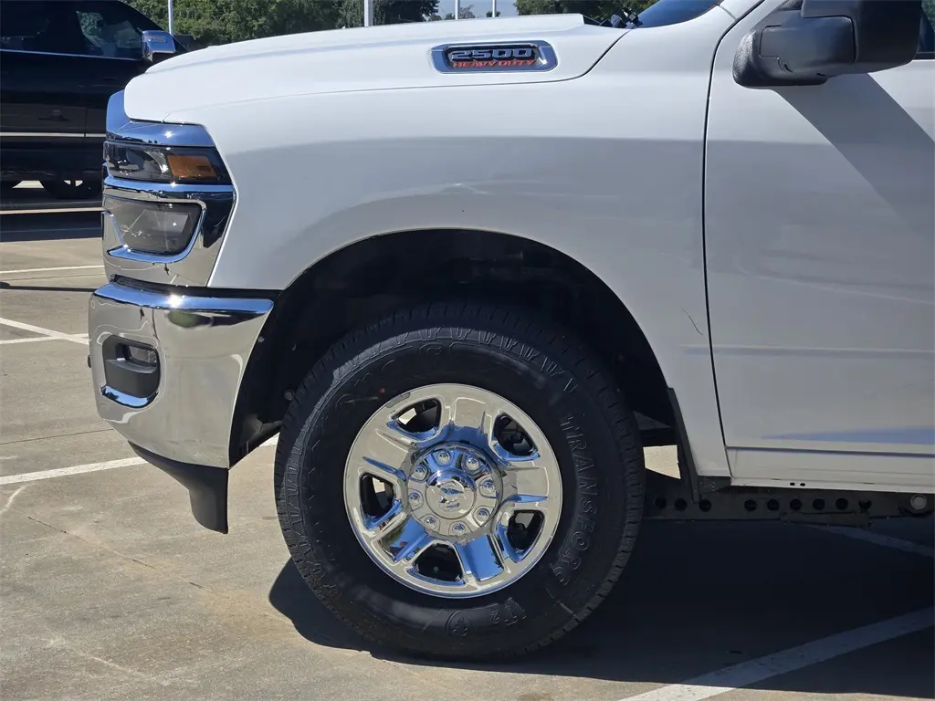 2026 Ram 2500 Tradesman photo 5
