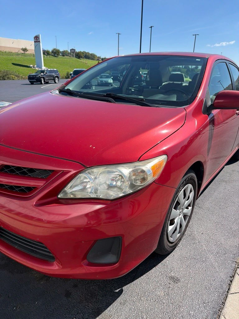 Used 2011 Toyota Corolla LE with VIN 2T1BU4EE4BC689056 for sale in Lancaster, OH