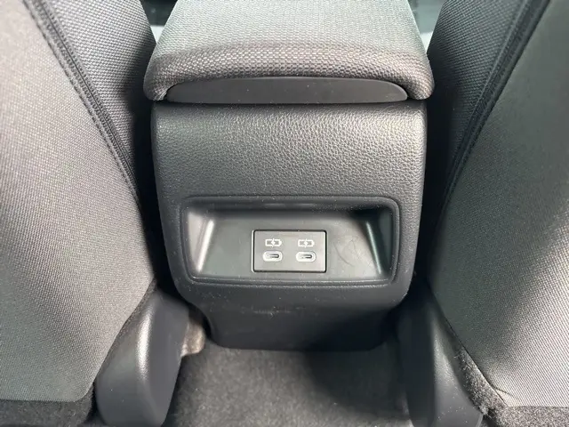 2023 Toyota Corolla LE photo 14