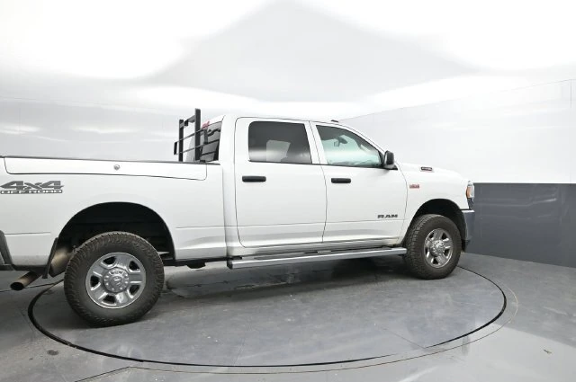 3C6UR5CJ1LG208839